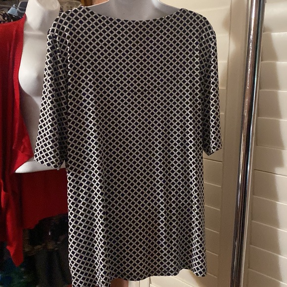 Chicos Navy/White Stretch Top, Size 2 - Picture 2 of 6